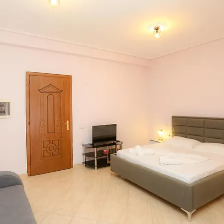 Foti Apartman *